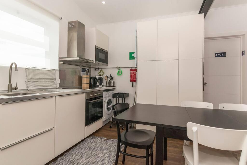 Apartment Near The Beach With Big Terrace Setubal Ngoại thất bức ảnh