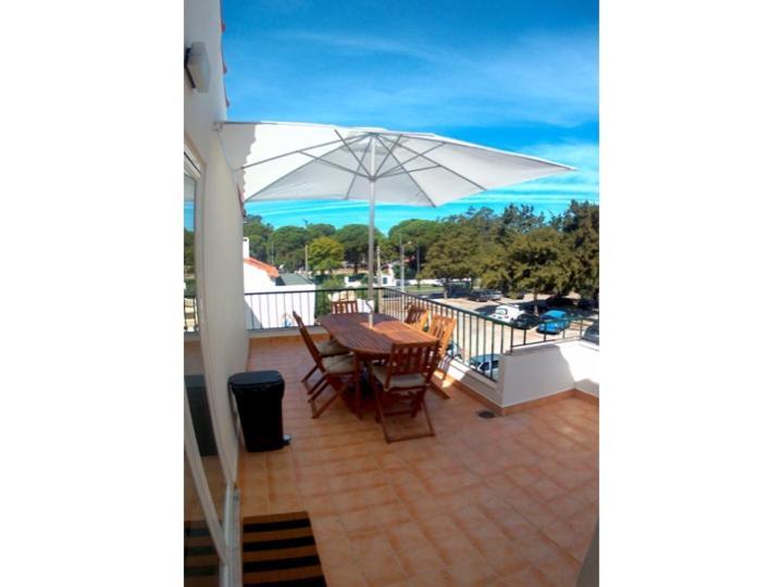 Apartment Near The Beach With Big Terrace Setubal Ngoại thất bức ảnh